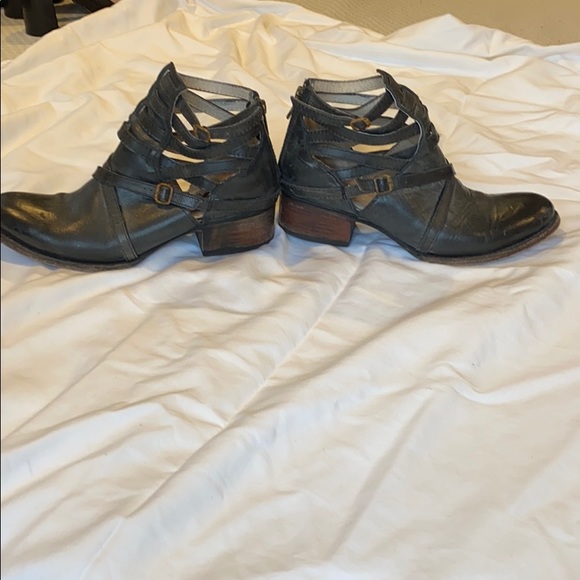 Booties - Picture 4 of 8